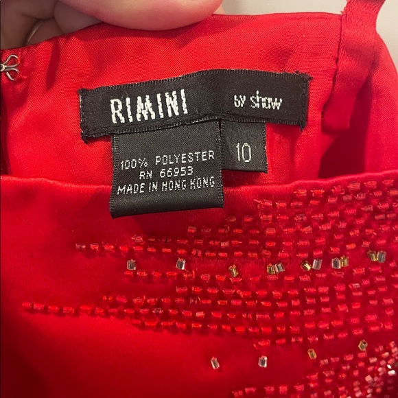 Elegant Red Women's Dress - Picture 2 of 3